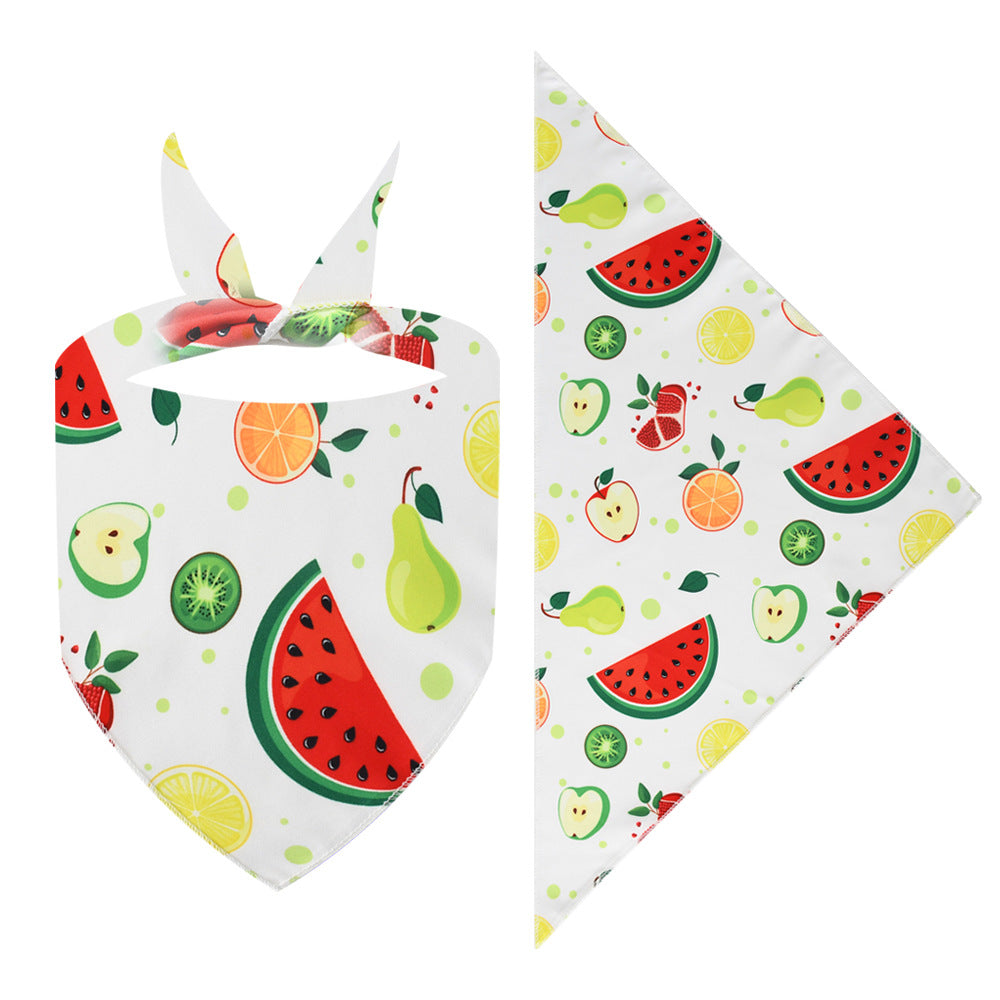 Dessin animé Triangle d'animal de compagnie frais Fruit Polyester imprimé Chat et chien Saliva Serviette écharpe Qui