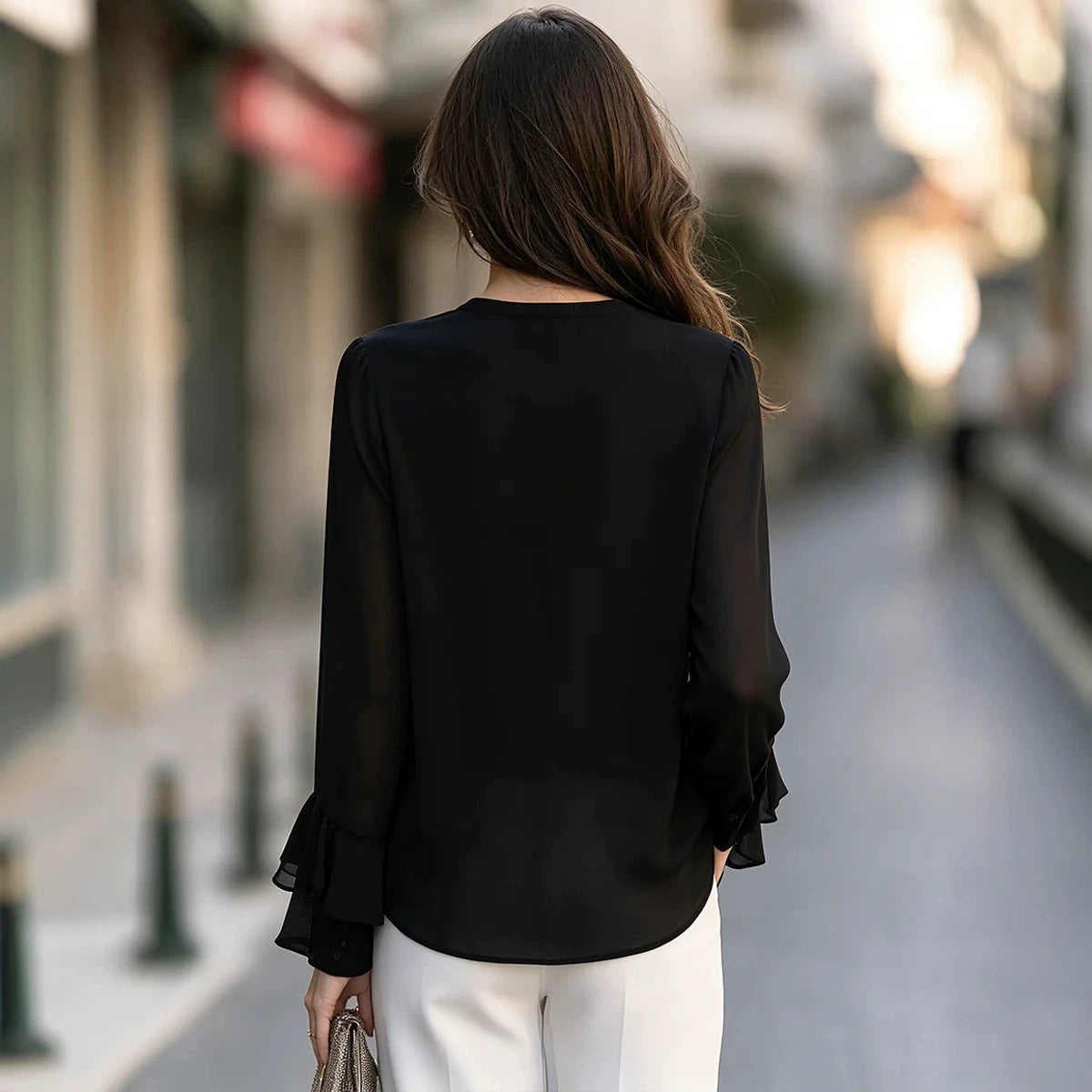 Collier retro-style d'arrivée étouffé et blouse d'ourlet flottante pour femmes