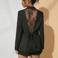 Arrivée Femmes Slim-fit Lace-waist Blazer avec un panneau arrière mince