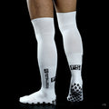 Chaussettes antidérapantes de soccer Long Longueur genou Football Match Training Chaussettes