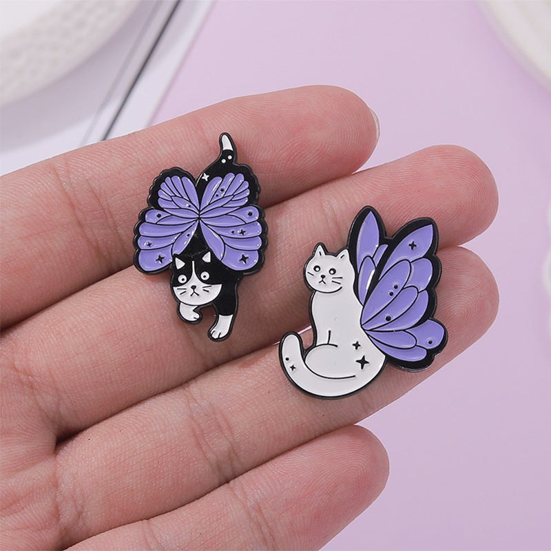 Chat violet avec ailes papillon Alliage Brooch Accessoire mignon pour vêtements et sacs