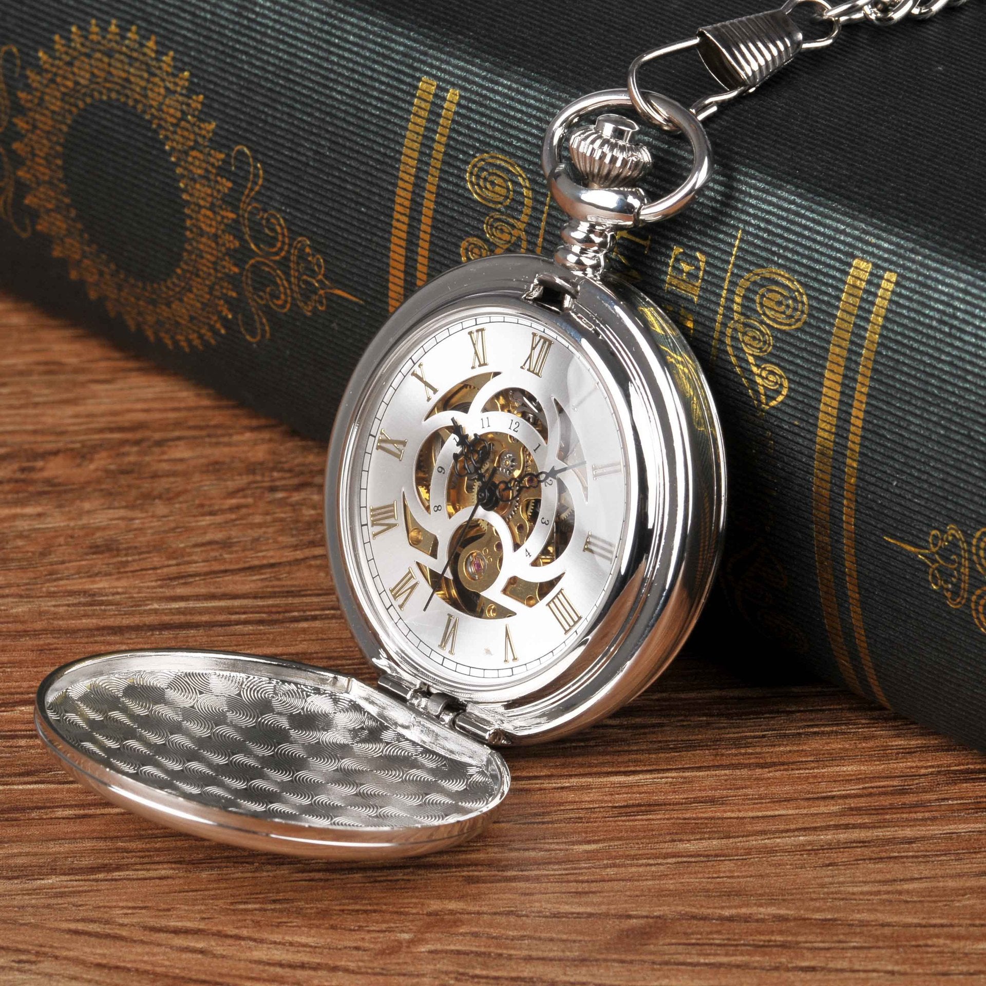 Grande montre de poche en argent à double charnière mécanique