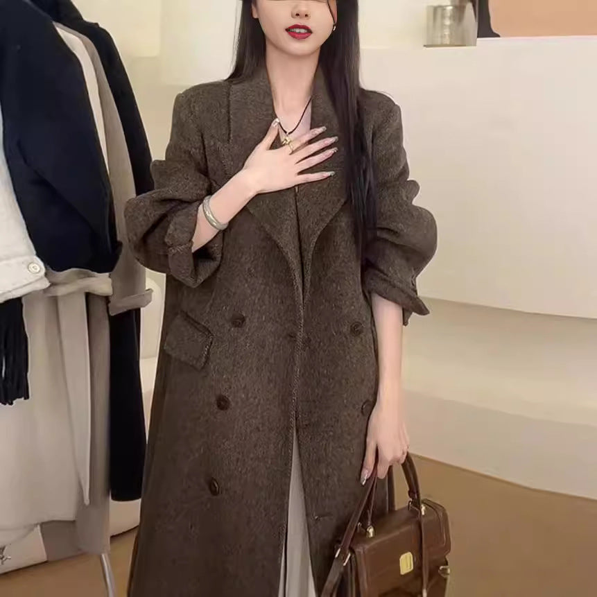 Manteau de laine double face pour femmes avec un collier de costume