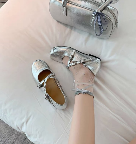 Femmes Soft Leather Mary Jane Chaussures Summer Punk Rivet Shallow Bouche Slip Sur Ballet Français F