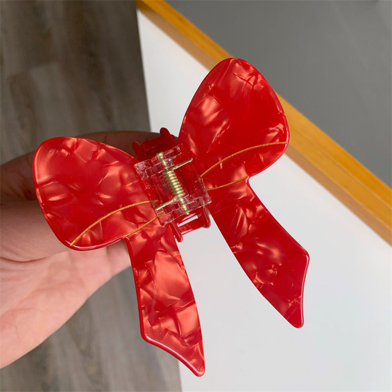 Fermoir acide acétique papillon doux et éblouissant