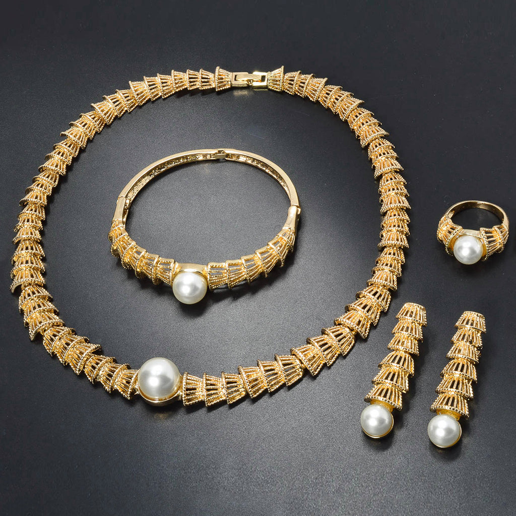 Bijoux vintage en or Perle creuse Ensemble à quatre pièces