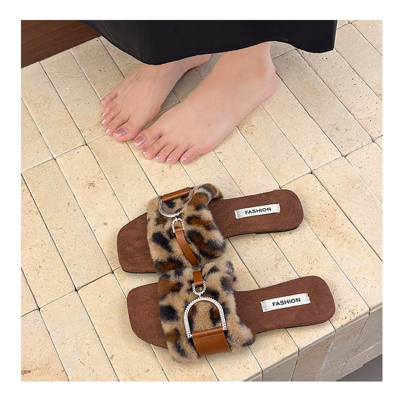 Femmes Plus Taille Plat Métal D Style de fée Une Slippers Furry Slippers Full Fur House