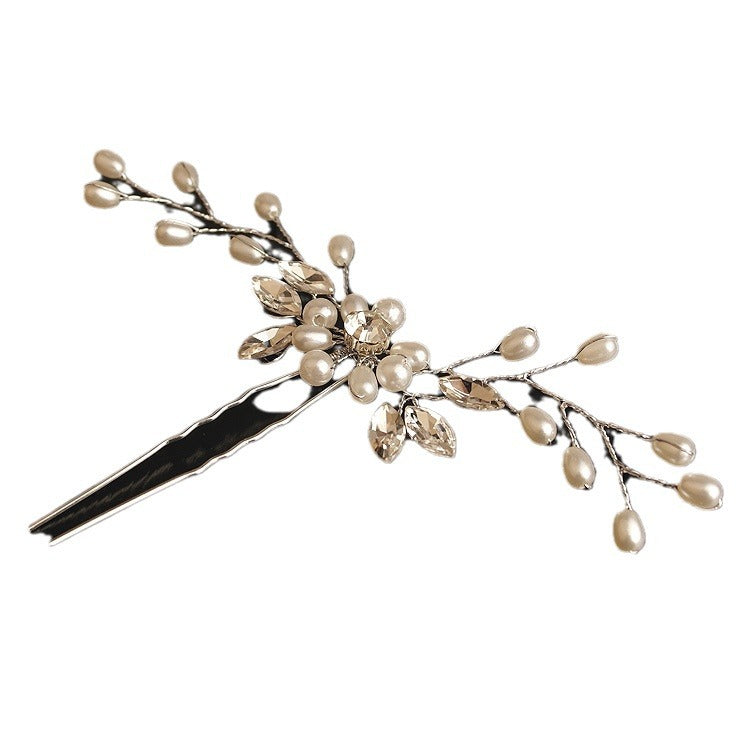 Tête de mariée fabriquée à la main avec des cristaux de marquise