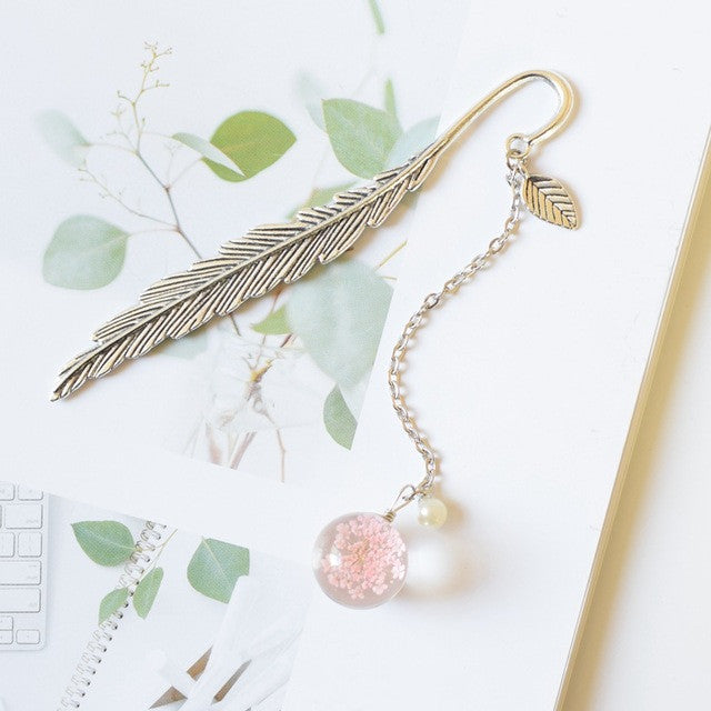 Fleurs créatives spécimens Signet Pendentif métal Marque de livre Papeterie École Approvisionnement de bureau
