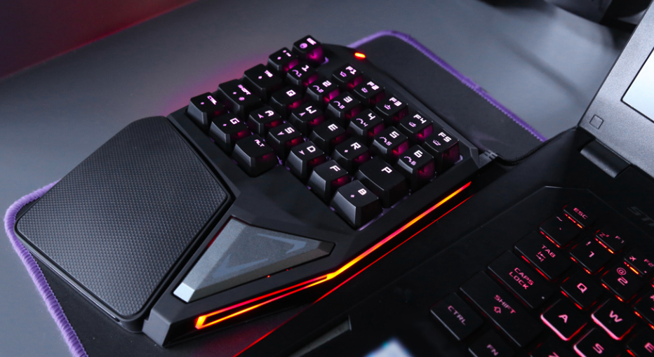 T9PLUS Clavier de jeu à main seule 29 boutons Clavier mécanique Mini
