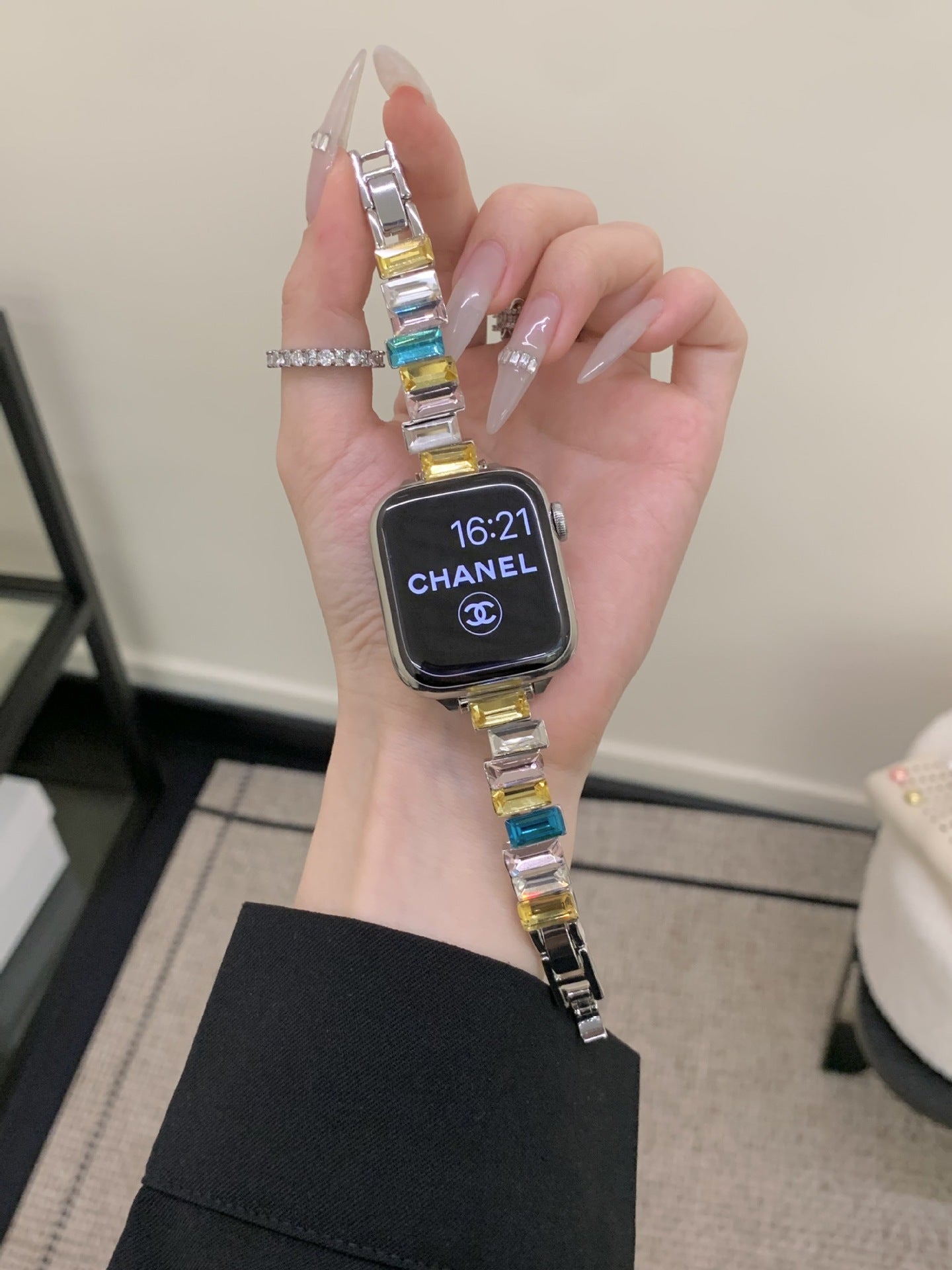 Bracelet de montre de couleur diamant taille carrée irrégulière pour les bandes de montres