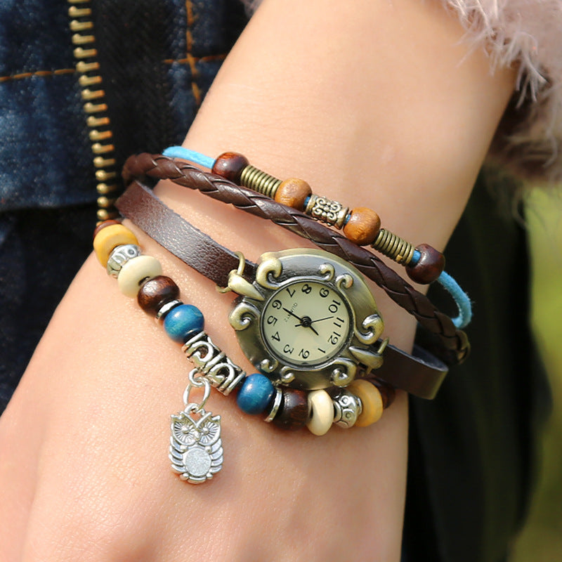 Montre Quartz pour femme Elégant bracelet en cuir de mode perlé