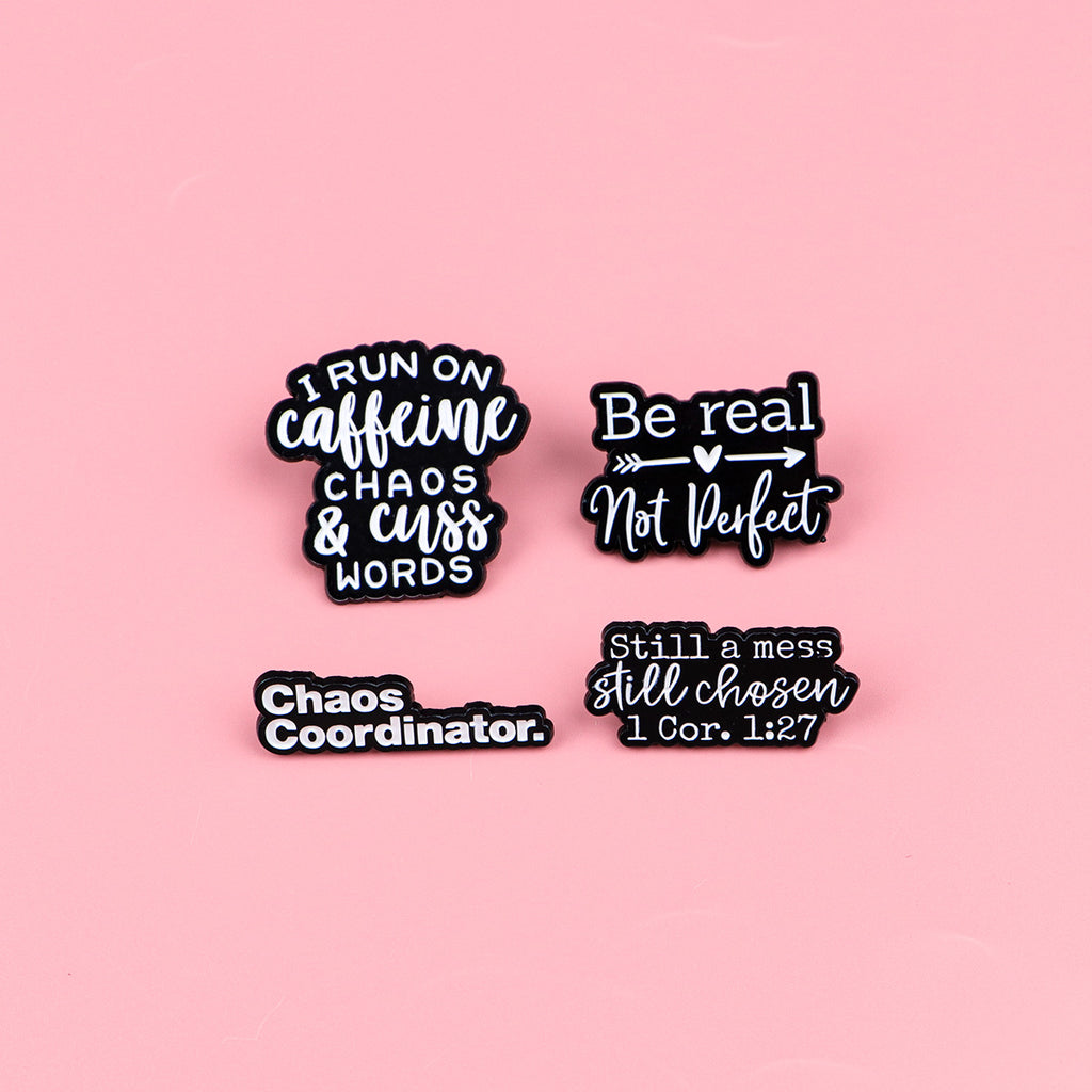 Broche de lettre anglaise mode et créative