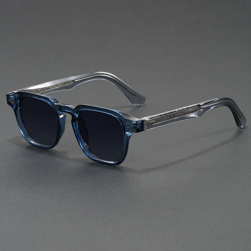 Men's vintage-style sunglasses