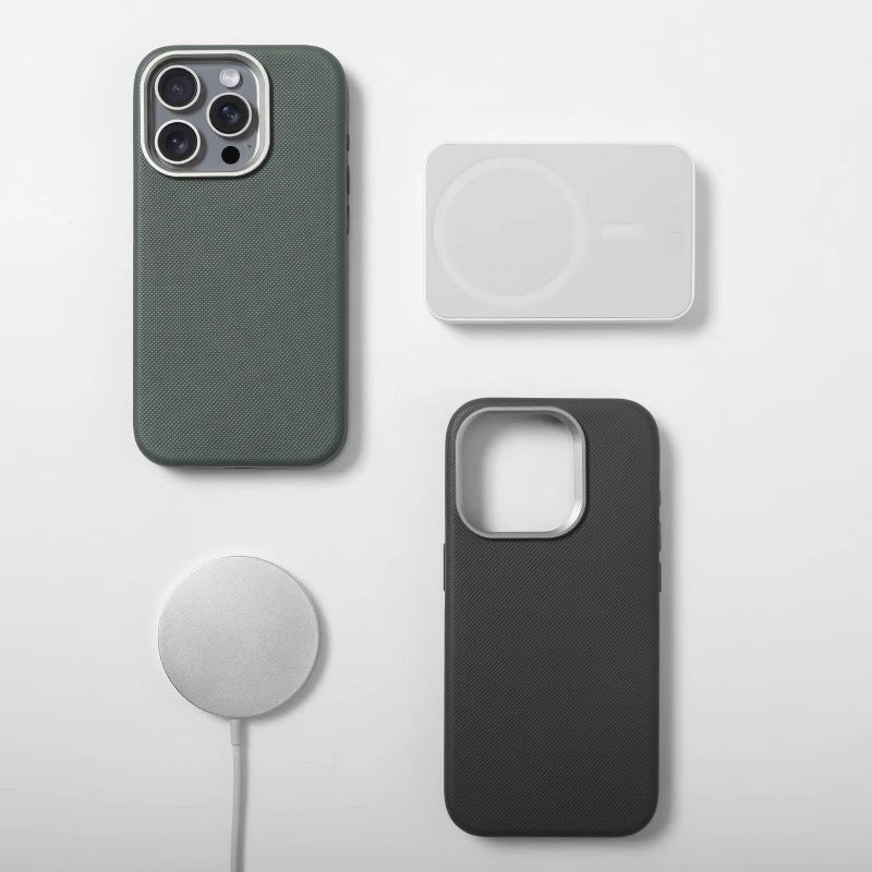 Boîtier de téléphone magnétique anti-goutte en cuir diamanté