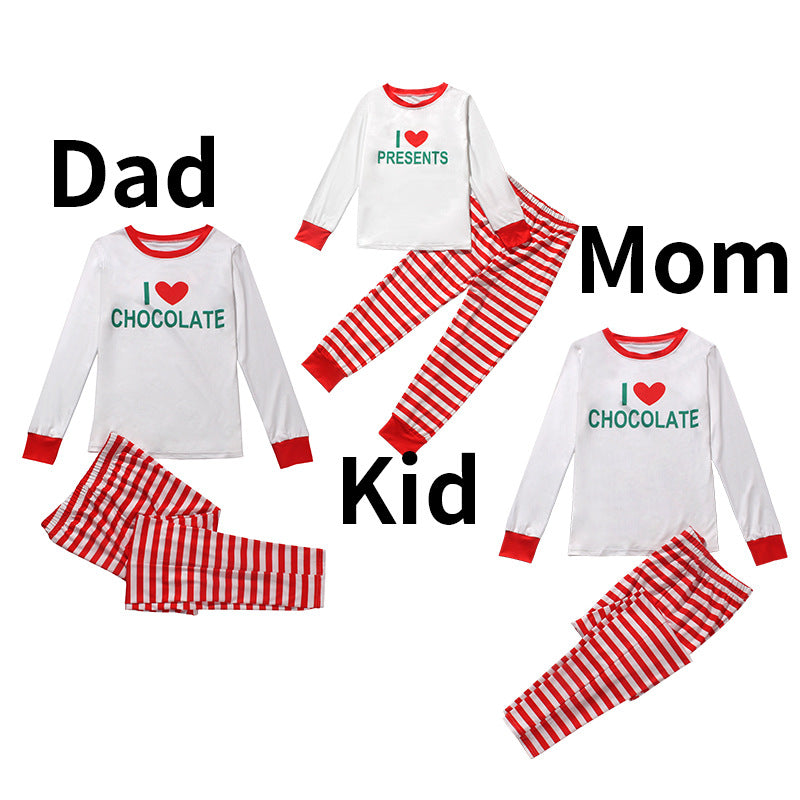 Pyjamas à la maison à la maison imprimés à rayures