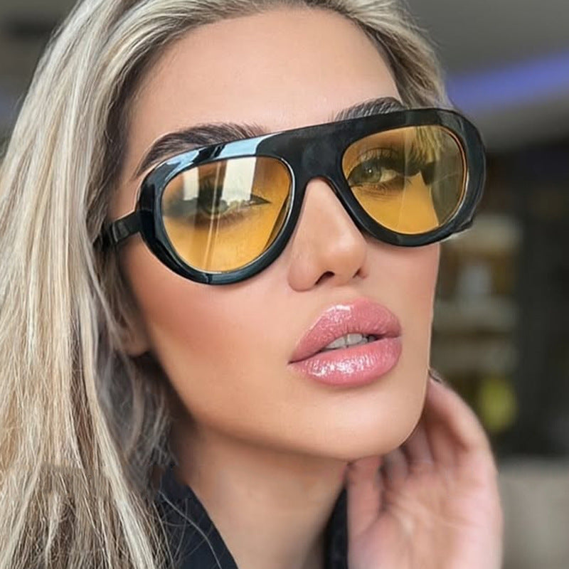 Lunettes de soleil de style grenouille pour femmes