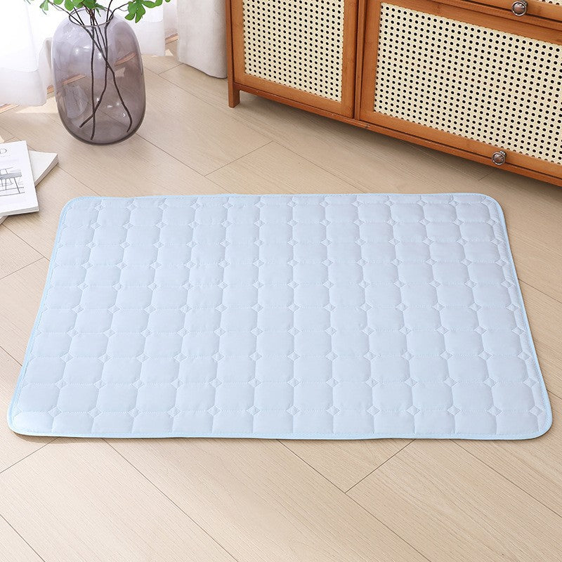 All-season pet bed mat
