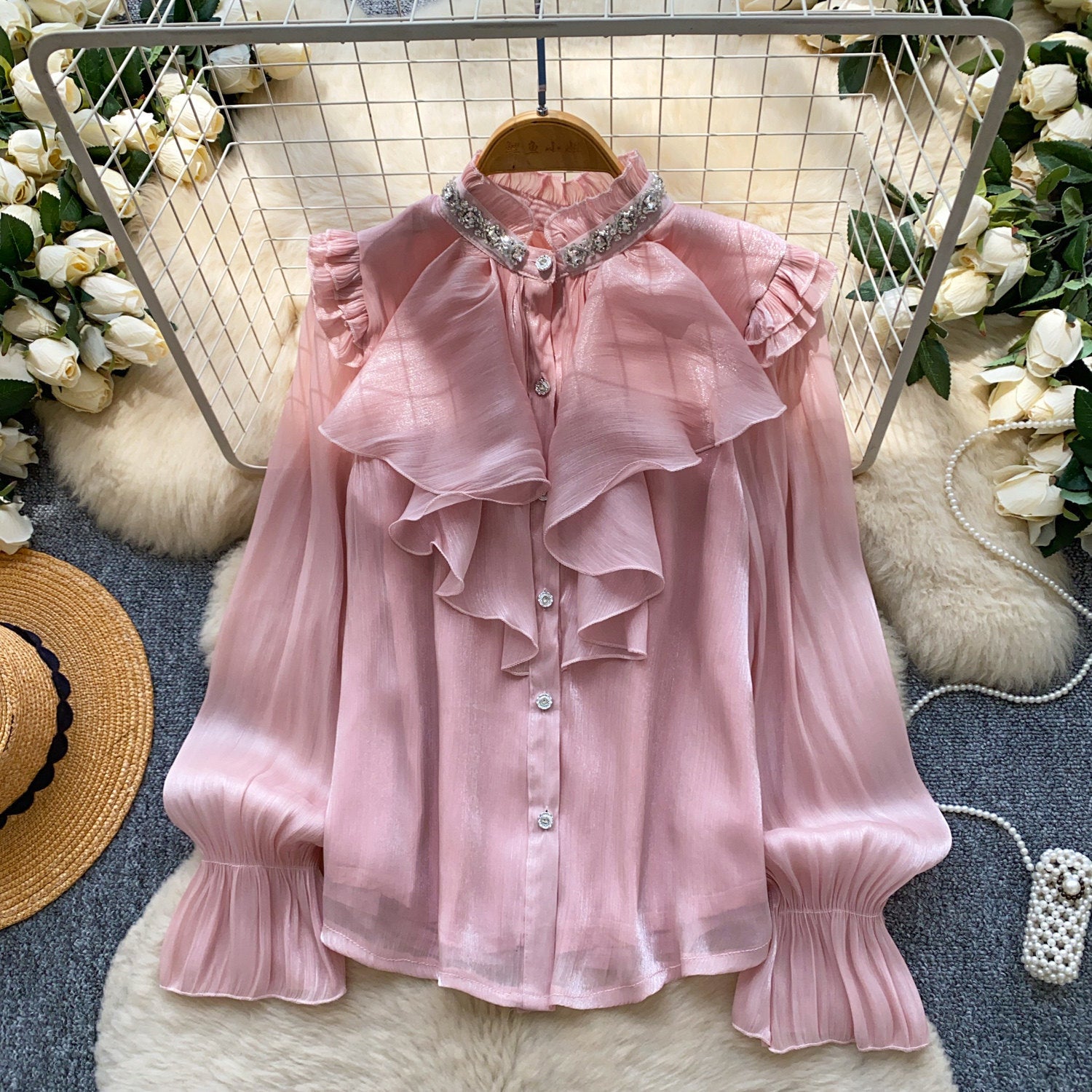 Haut de chemise à volants à perle volante