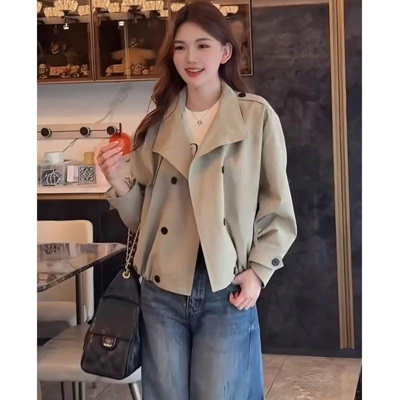 Manteau de trench cropped de style design