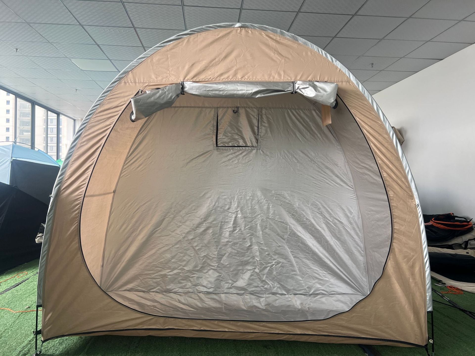 Rangement extérieur et station de stationnement Tente pour VTT Grande capacité
