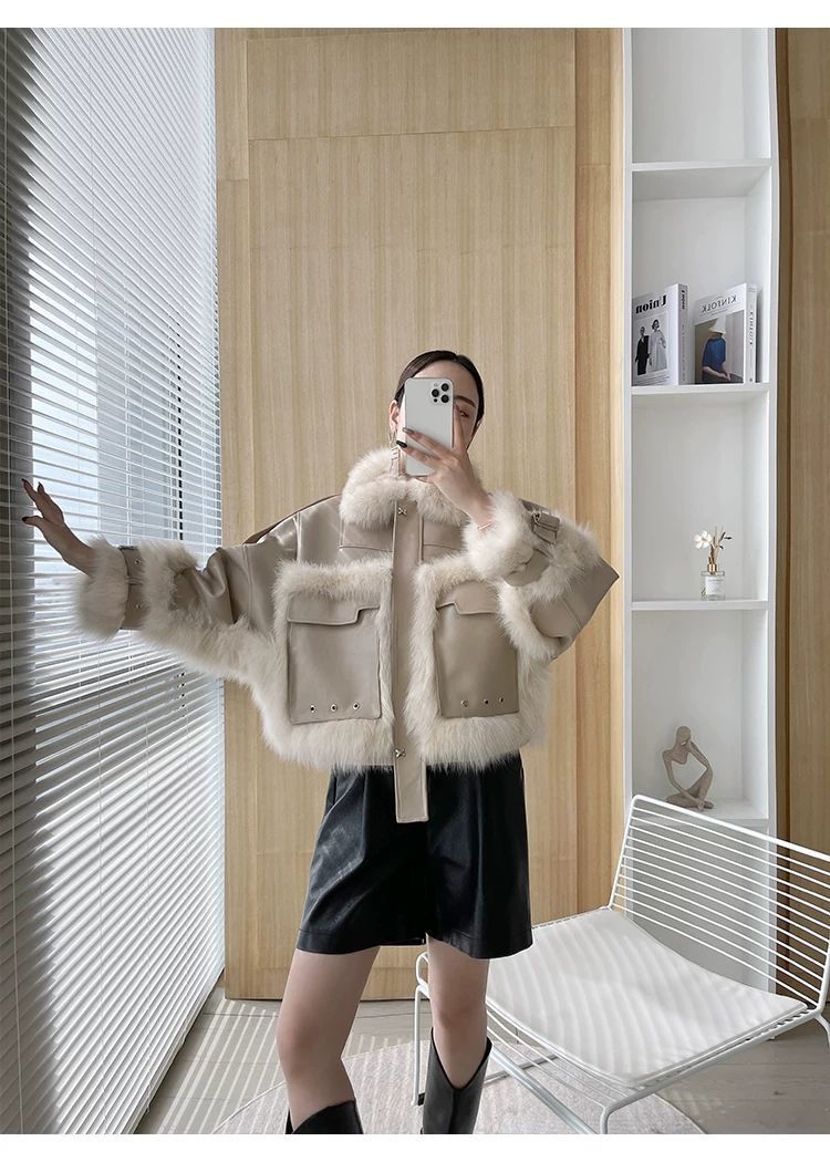Manteau en cuir de fourrure de renard sensé