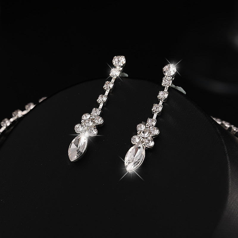 Collier et boucles d'oreilles Zircon