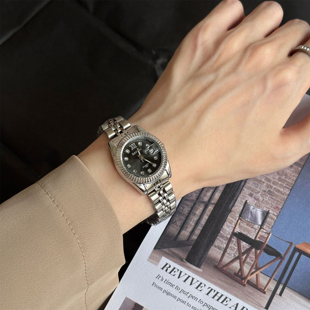 Casual Et pourtant sophistiqué Rond Diamant-face montre