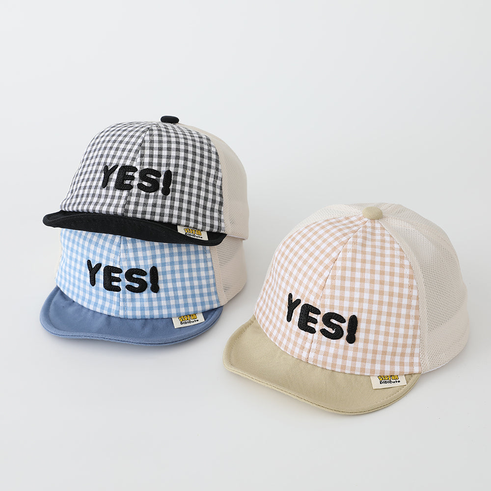 Été Garçons et Filles Plaid coloré Mesh Breathable Mignon OUI Lettre brodée Baseball