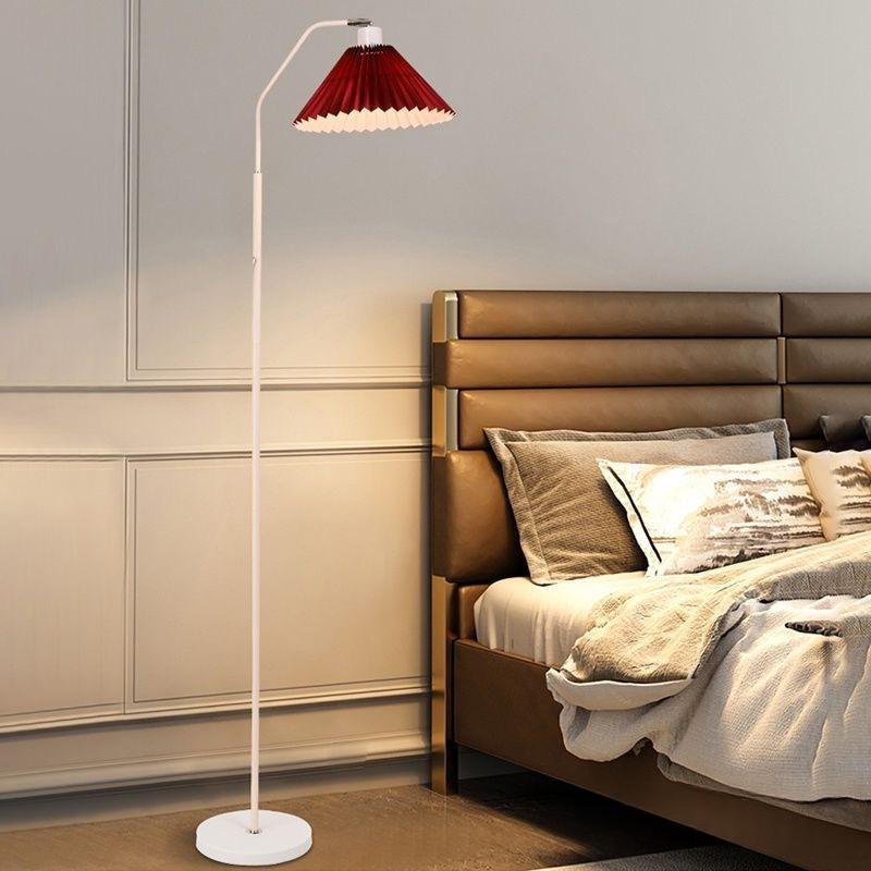 Instagram Style Nordic Bedroom Internet Célèbre American Style Lampe de sol exceptionnellement Bea