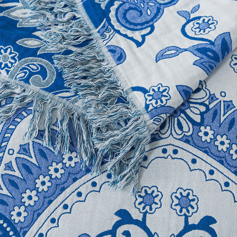 Couverture de jet de savon légère et souple en tassel floral