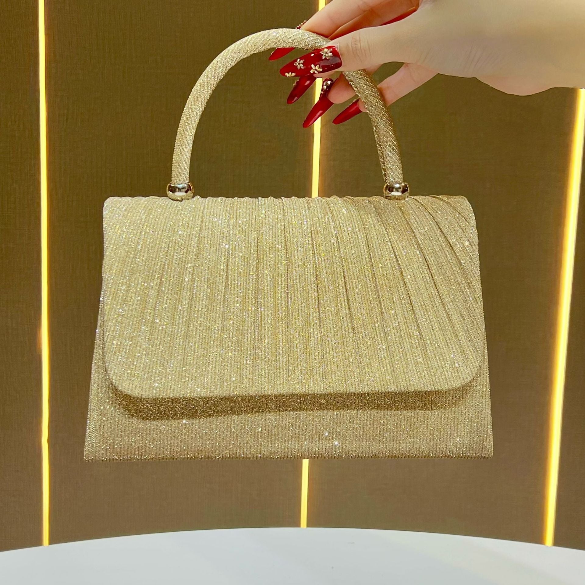 Sac à main en or du Festival - La fête doit avoir un embrayage dressy