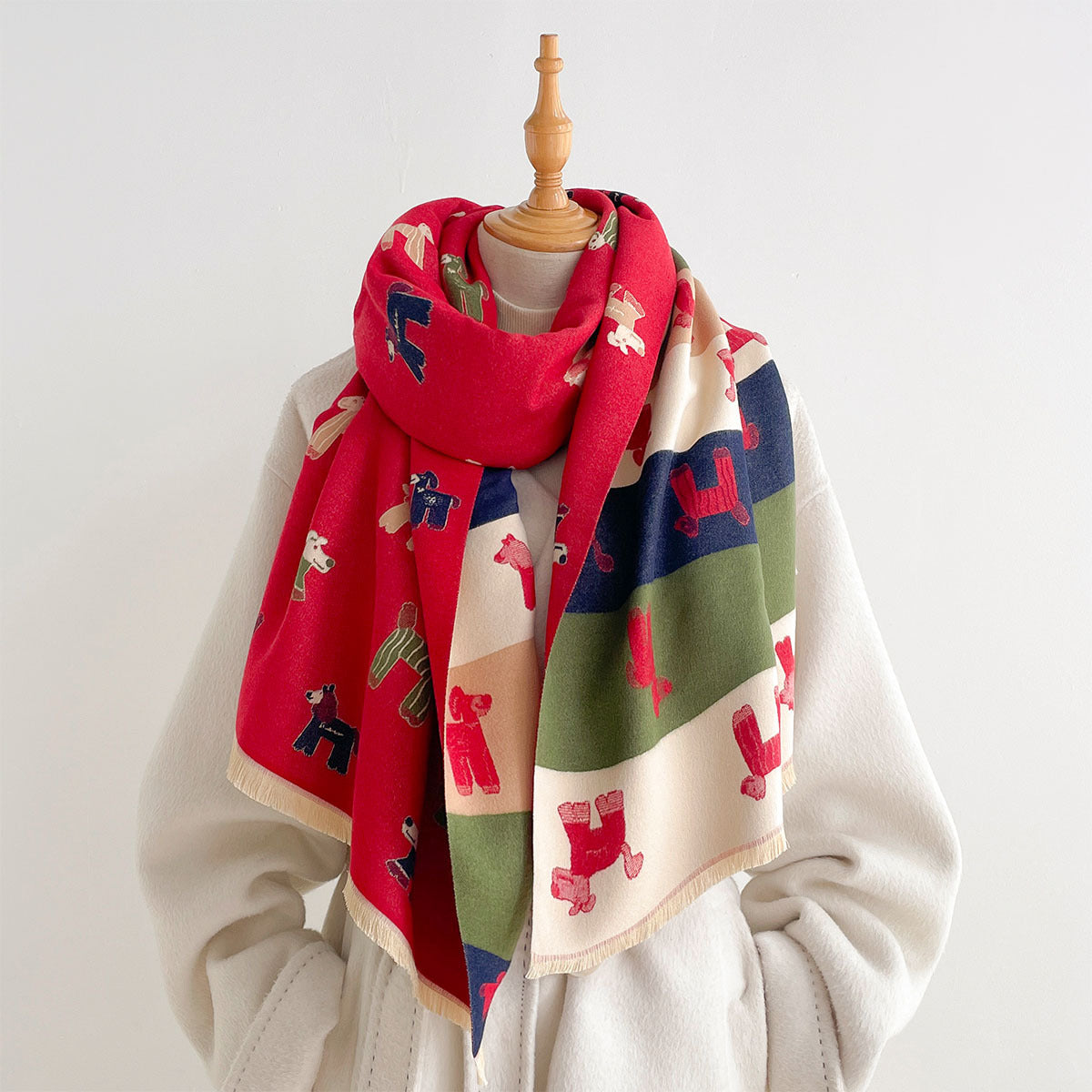 AutomneHiver Caricature Curly Puppy Jacquard Scarf