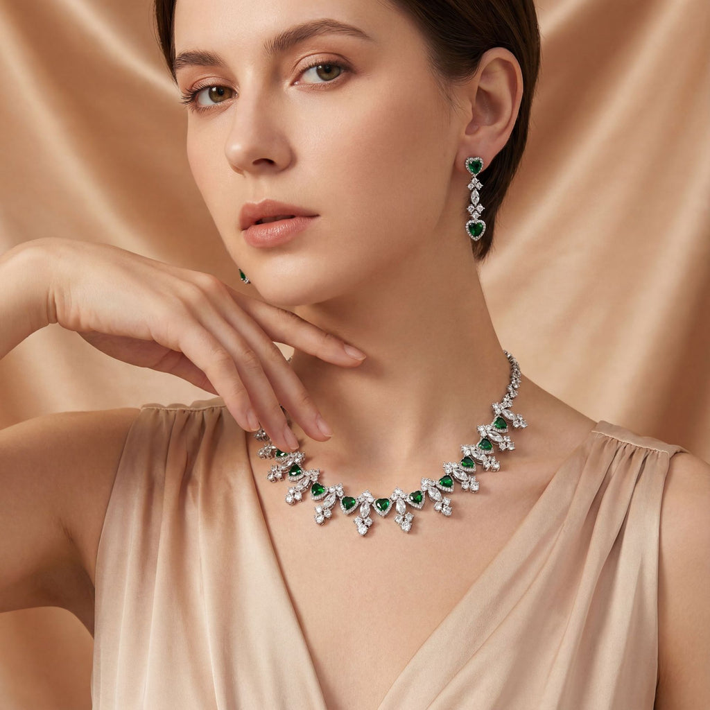 Collier et boucles d'oreilles personnalisés et créatifs pour les femmes