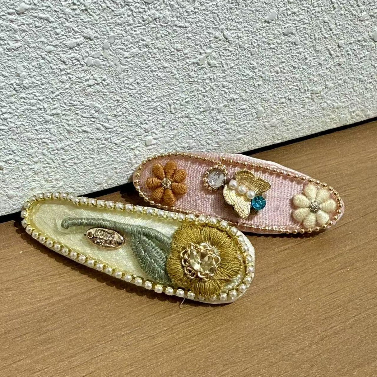Bec de canard Élégant Bangs côte-partie Clip petite taille