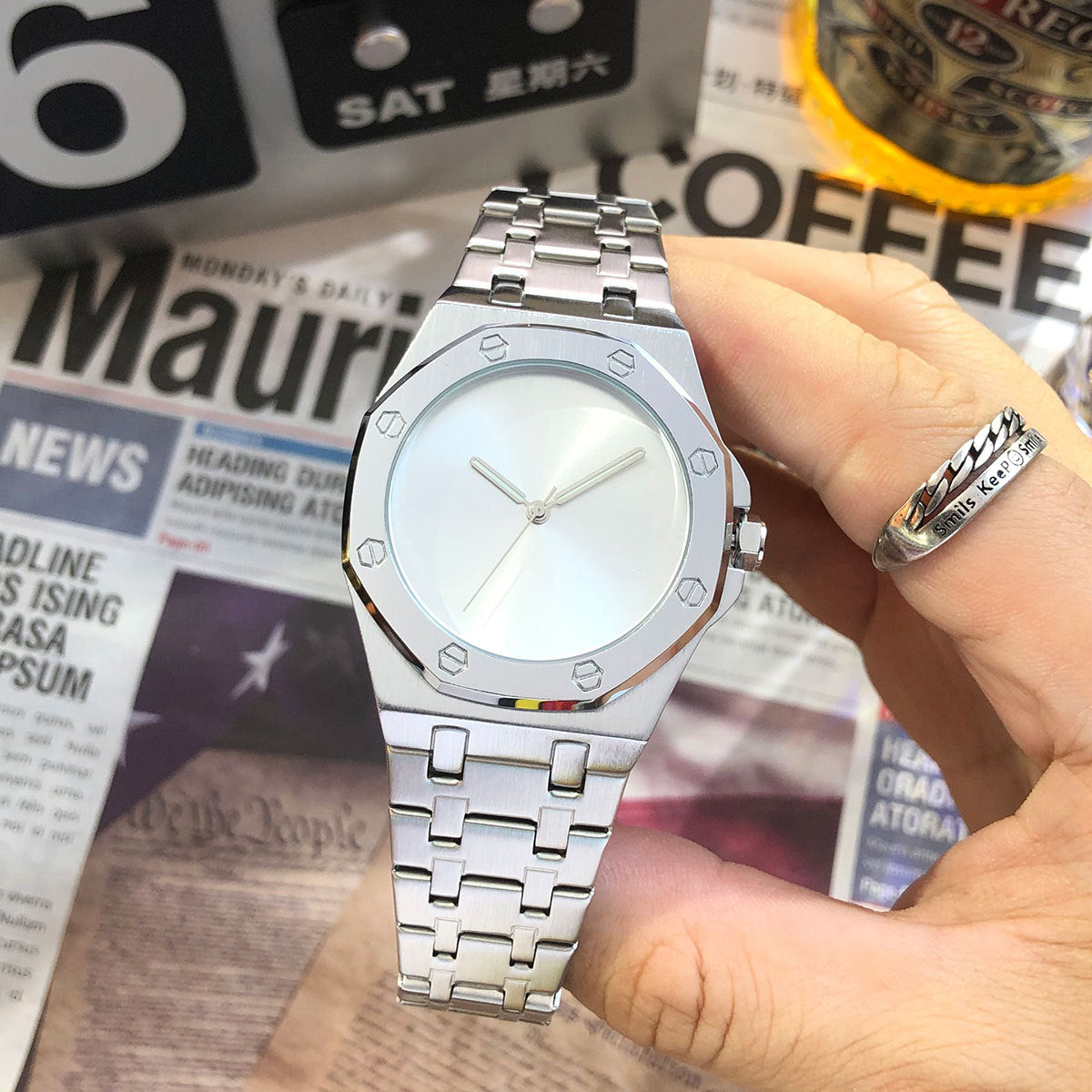 Simple Smooth-surface Octagonal Waterproof Quartz Mens Watch