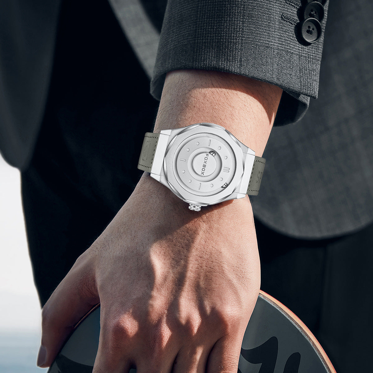 Montre Quartz avec un design de boule magnétique personnalisé