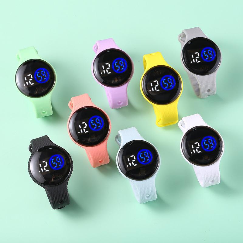 Fashion pour enfants Simple Round Touch Watch