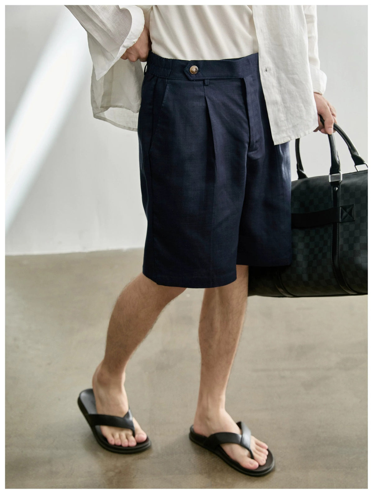 Short homme simple confortable et respirant