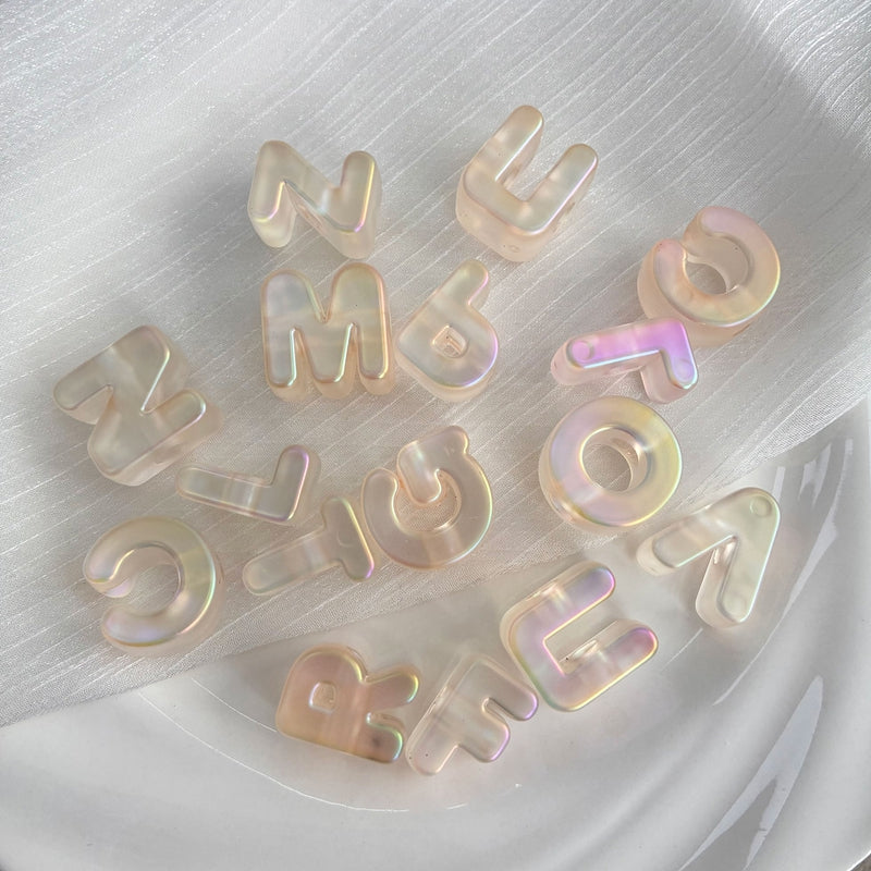 Perles lettre acrylique Matte irisés
