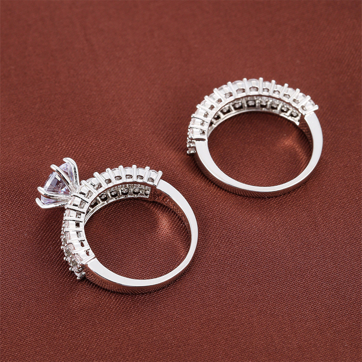 Style Hollow Double-Layer Zircon bague de fiançailles pour les femmes