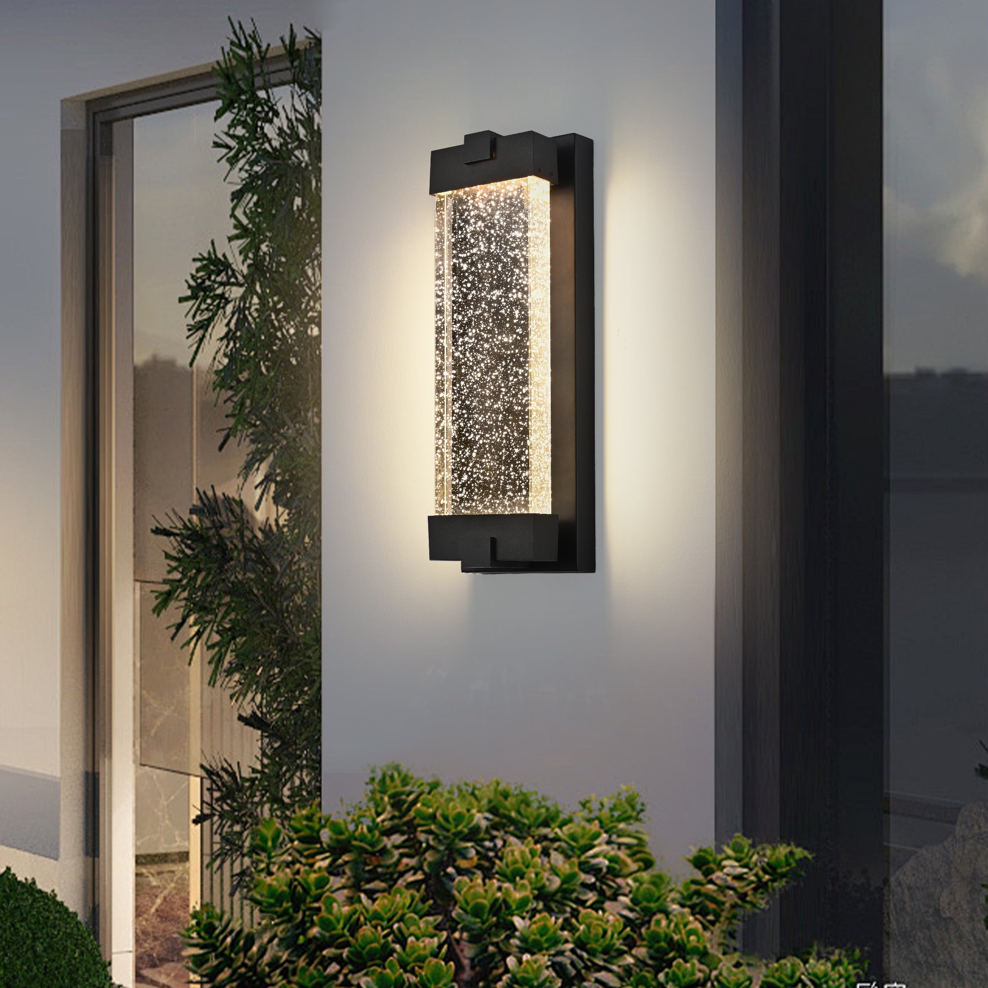 Luminaire mural extérieur en aluminium noir de 19"(H) avec verre en cristal bulle