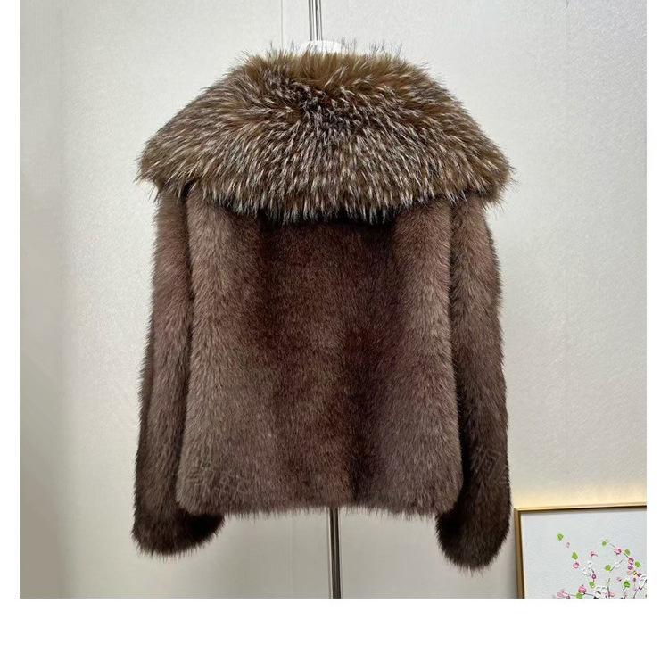 Manteau à fourrure courte et épaisse pour les femmes