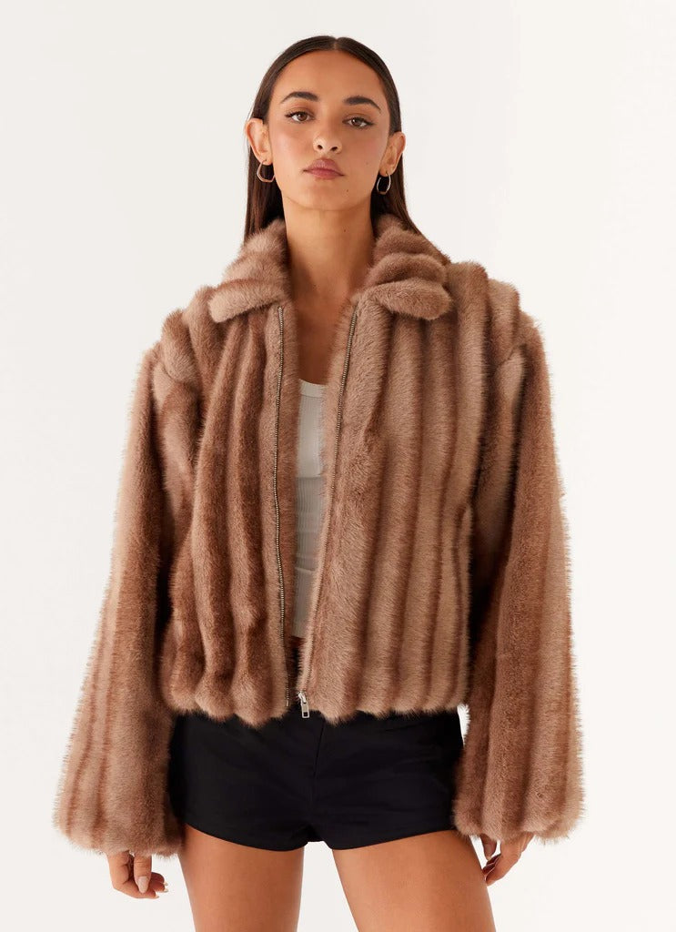 Manteau de fourrure écologique pour femmes