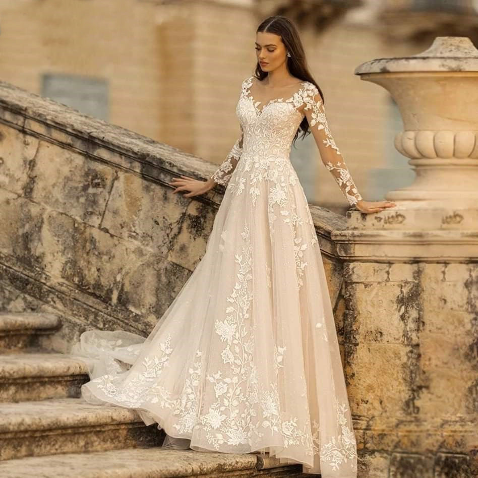 Robe de mariée à manches longues Mori Style nuptiale simple col rond