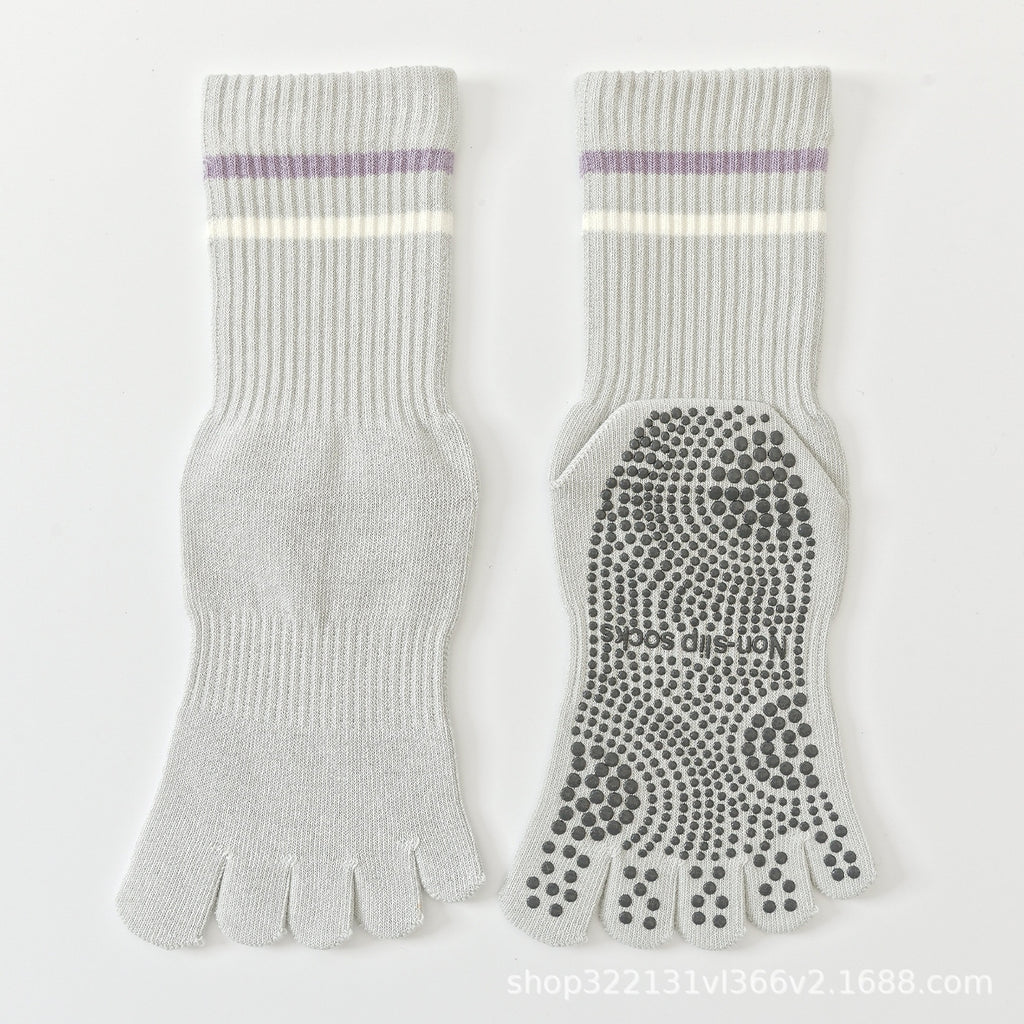 Gym Chaussettes antidérapantes à pieds pleins Femmes disponibles en différentes tailles