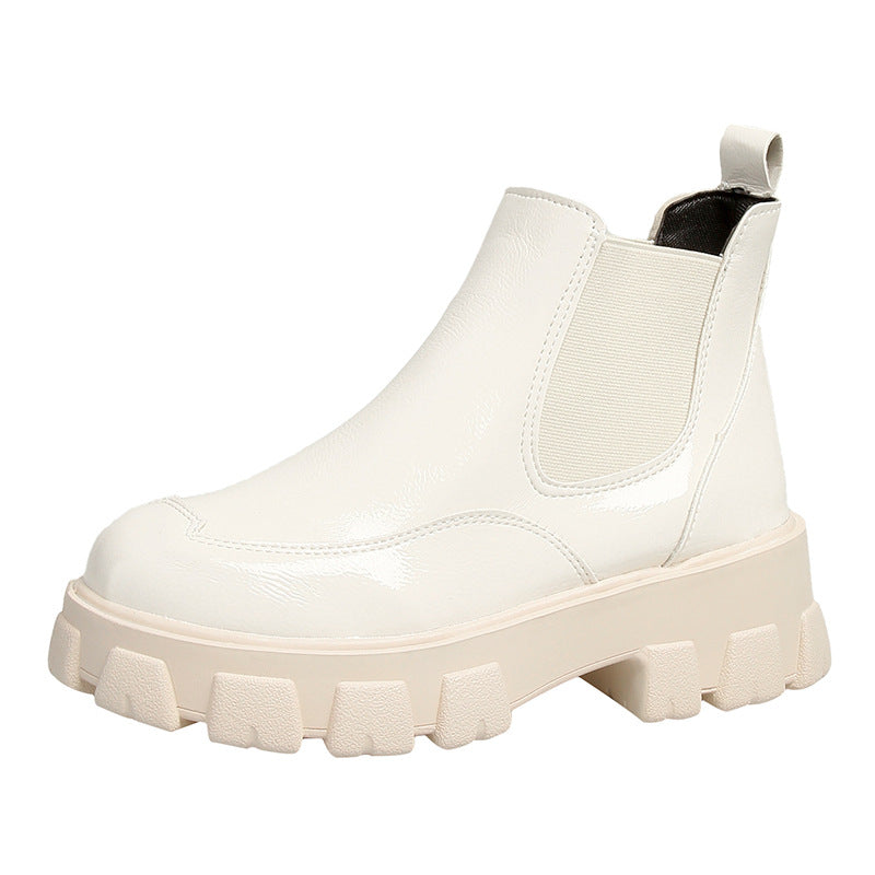 Bottes en cuir verni avec talon de haie