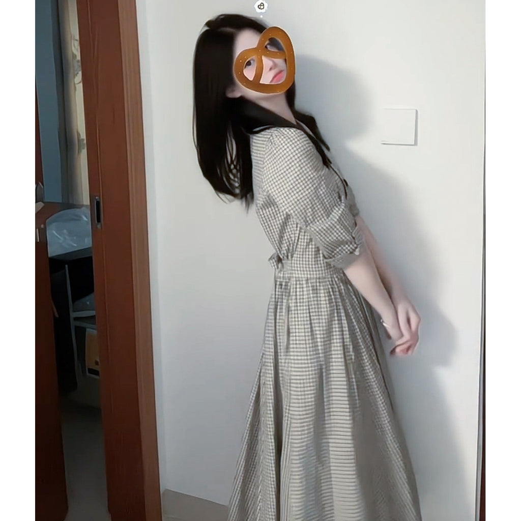 Robe de lapelle à manches longues de style français