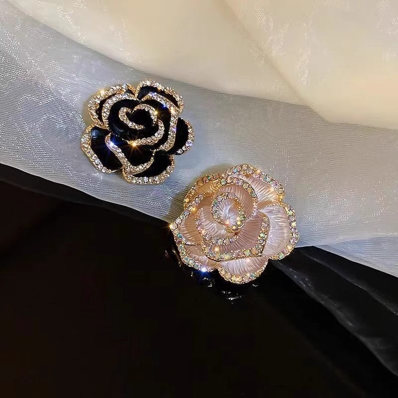 Épingle de corsage en strass haut de gamme Camellia Flower Brooch
