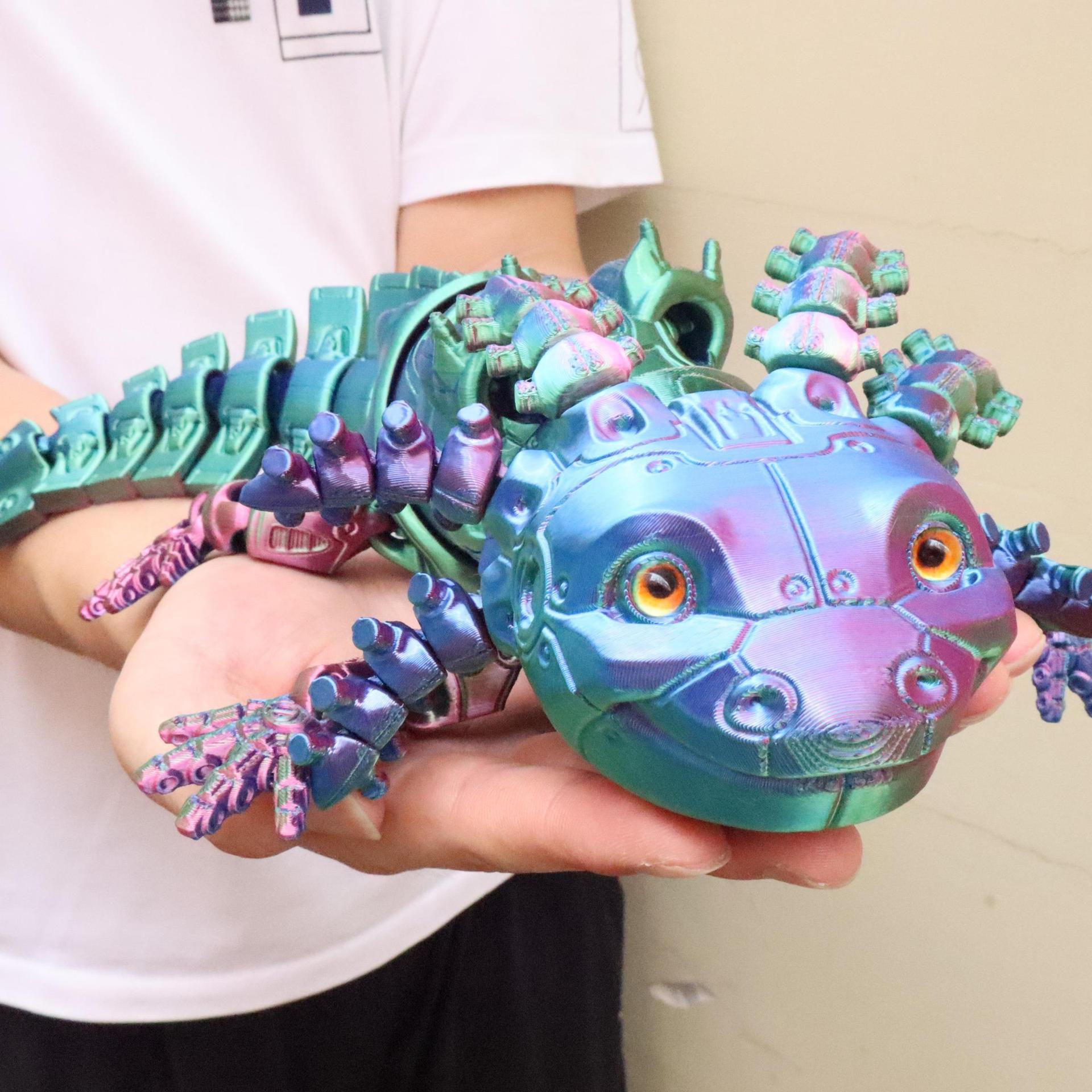 Salamandre mécanique imprimée en 3D Une figurine décorative mobile